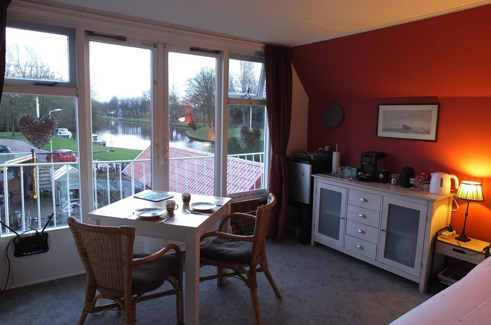 B&B Ferdivedaasje Dokkum Luaran gambar